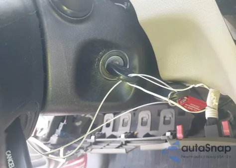 2018 Toyota Sienna Le 8 Passenger из США, поврежденный, VIN 5TDKZ3DC2JS927200